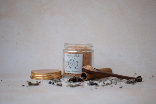 Energising Orange Bath and Foot Soak - Image 3