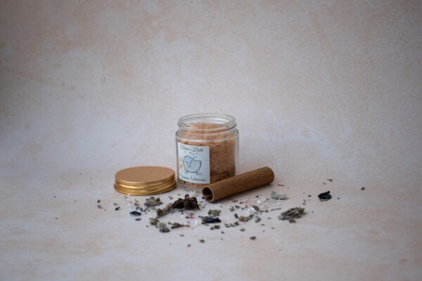 Energising Orange Bath and Foot Soak - Image 4